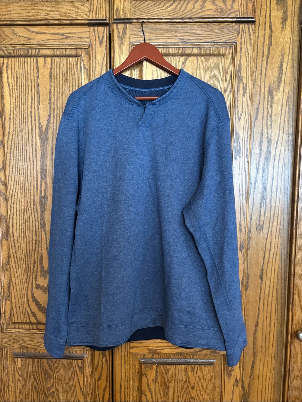 Tommy Bahama Men's xlg Blue Long-Sleeve Crew Sweatshirt